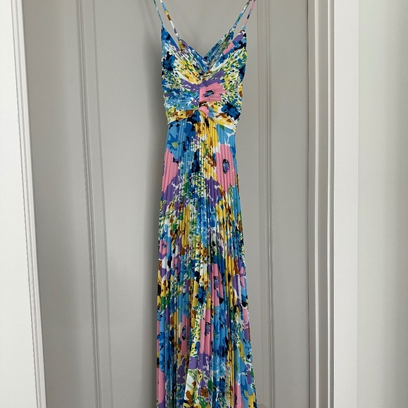 Astr the Label Dress - Picture 2 of 4